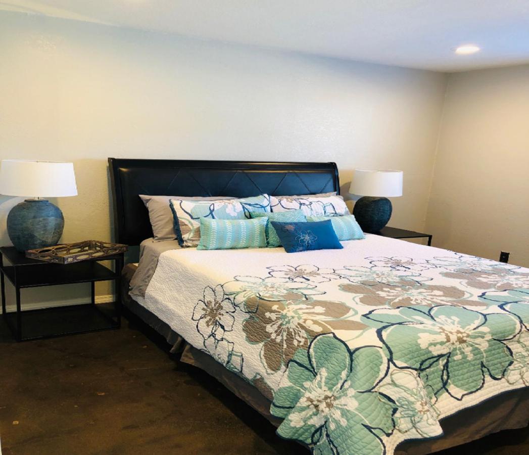 Ou-2 Bed 2 Bath Apartment Close To Ou オクラホマシティ エクステリア 写真
