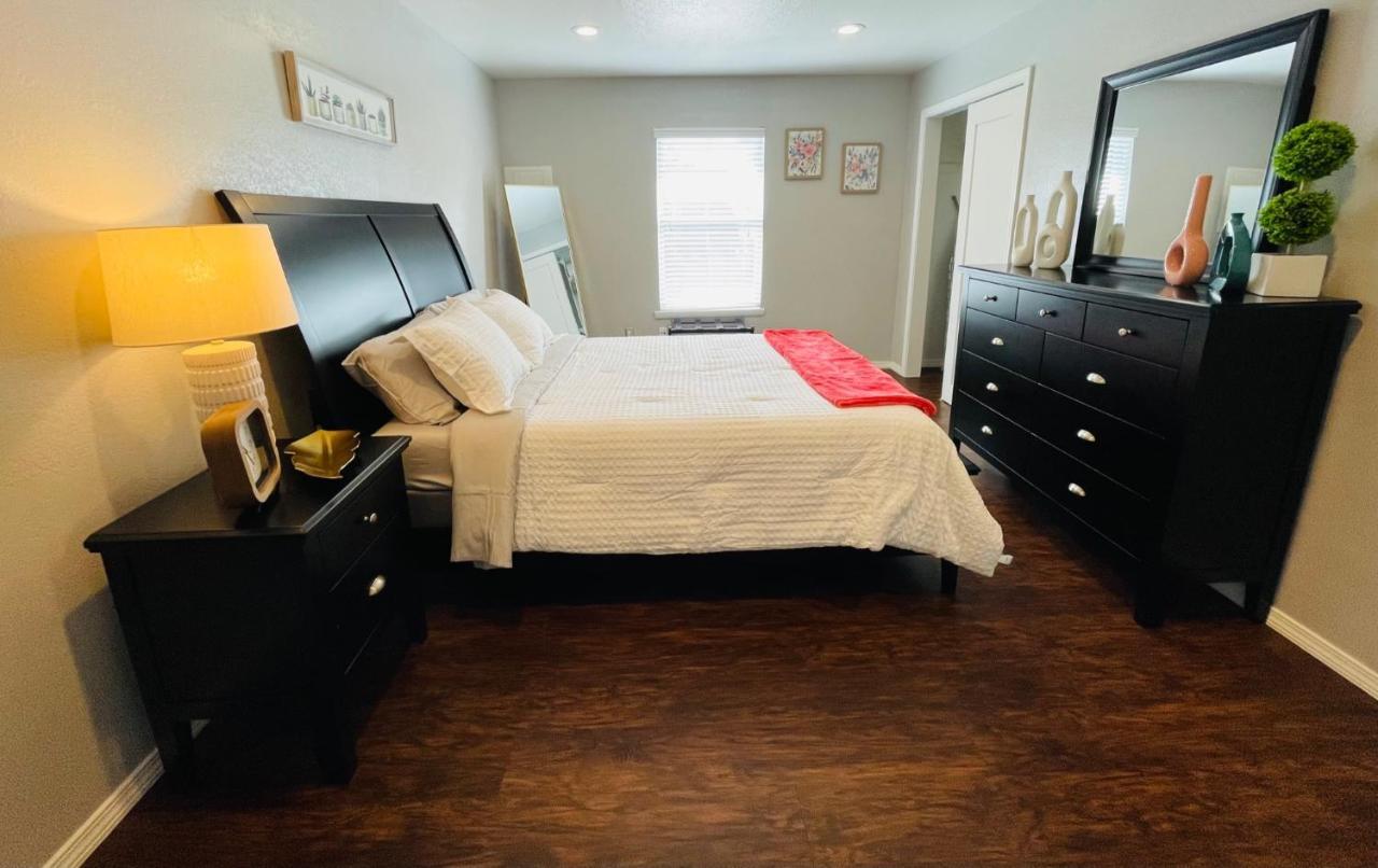 Ou-2 Bed 2 Bath Apartment Close To Ou オクラホマシティ エクステリア 写真