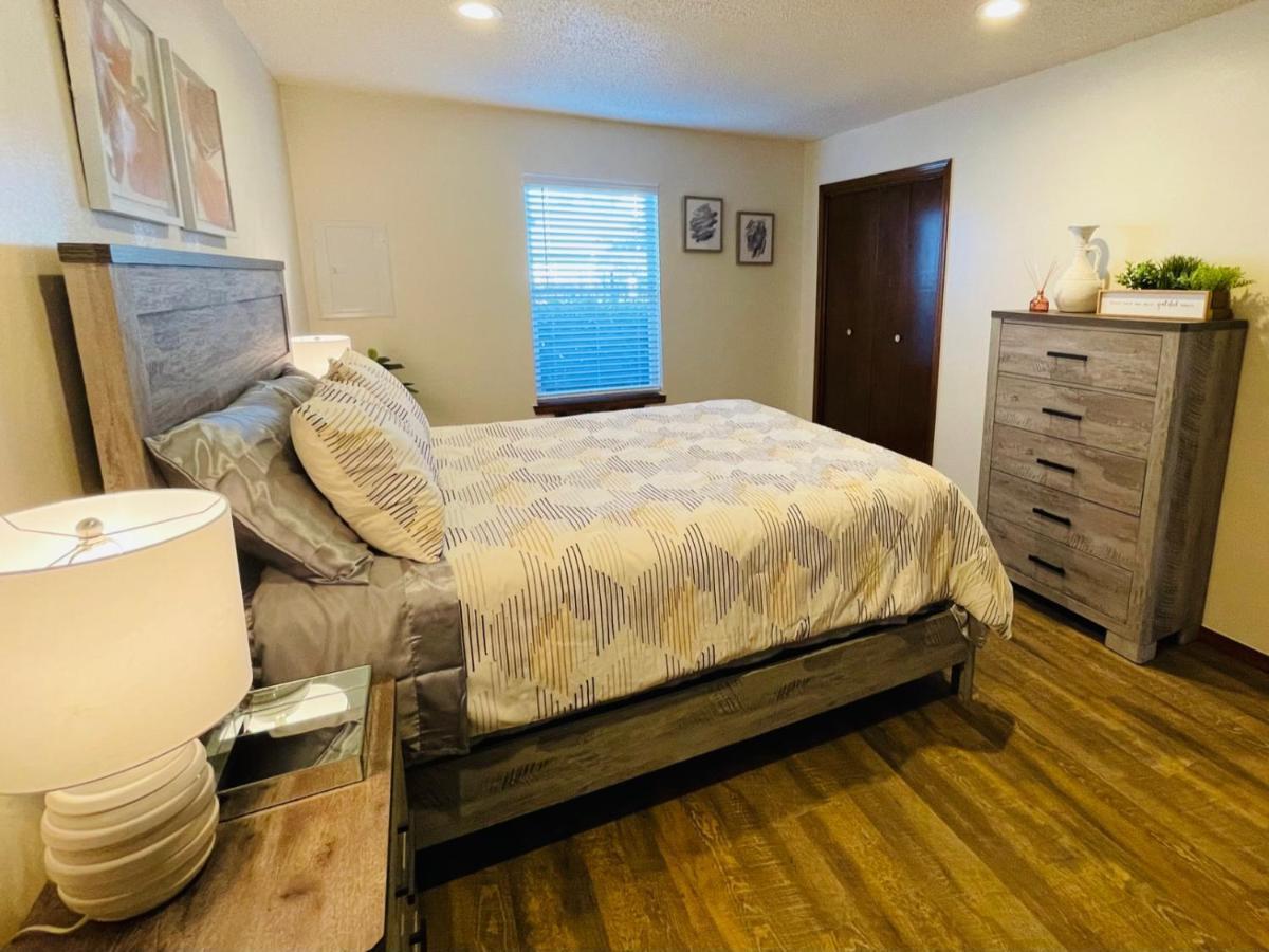 Ou-2 Bed 2 Bath Apartment Close To Ou オクラホマシティ エクステリア 写真